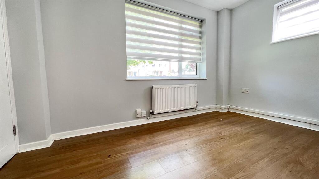 bedroom.jpg