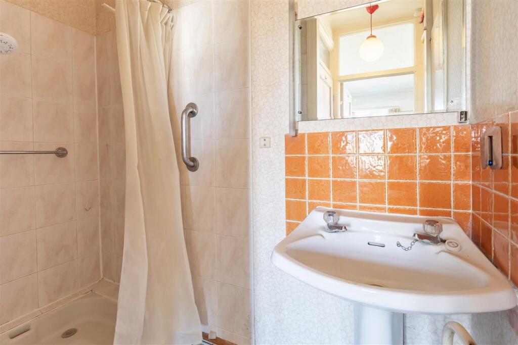 15 HeathDrive (21).jpg