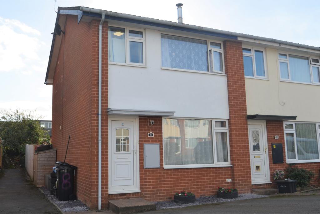 8 South View Close