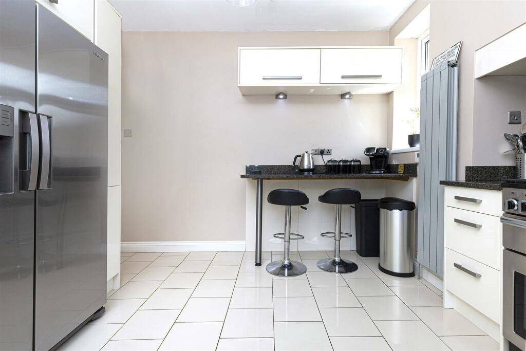 Bramleys Estate Agents - Butternab Road (kitchen..