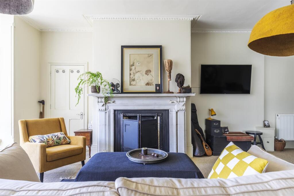 Kitchen/Dining/Living Room