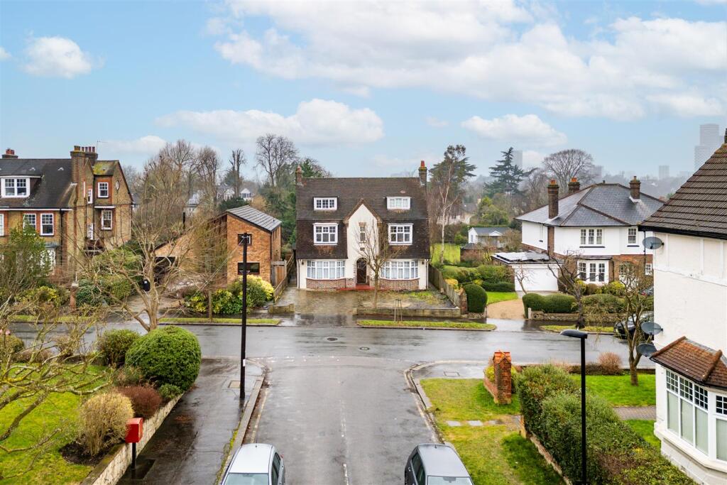 43 Croham Park Avenue-30.jpg