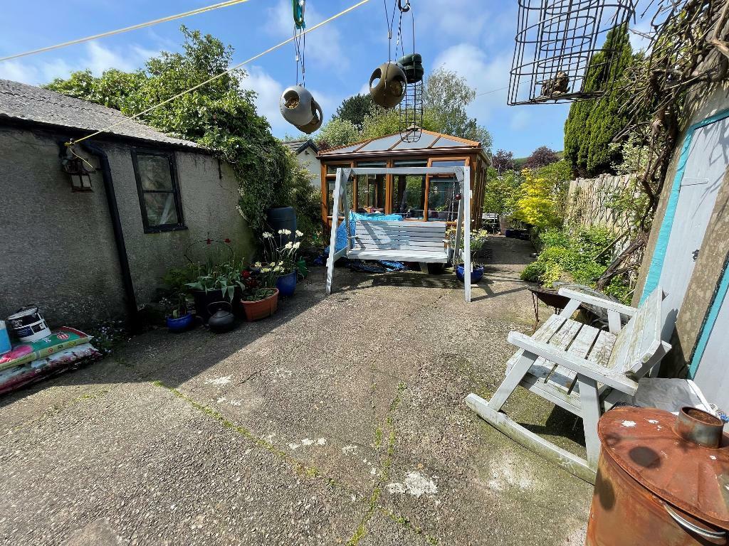 Rear outside space
