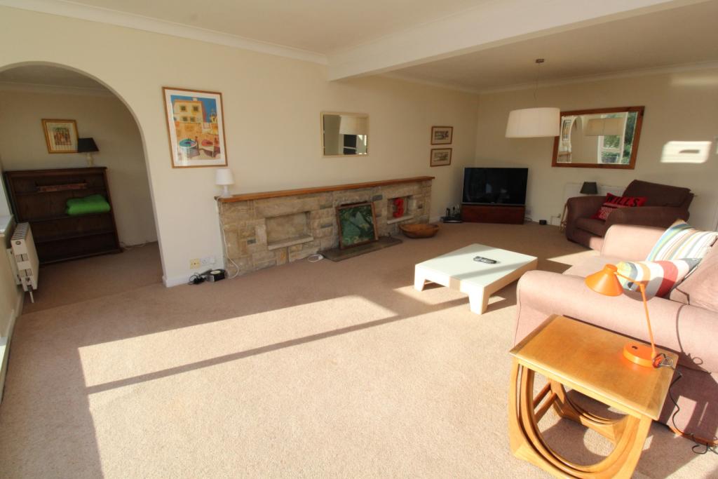 Lounge to Snug