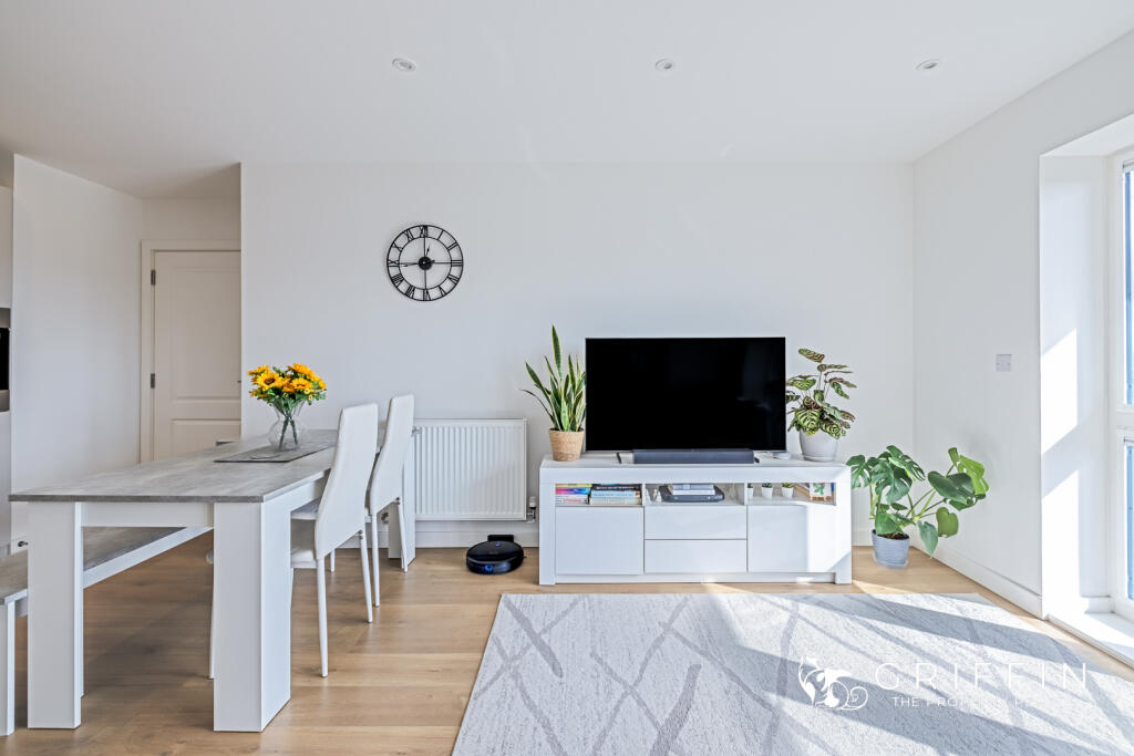 Lounge, Kitchen &amp; Dining