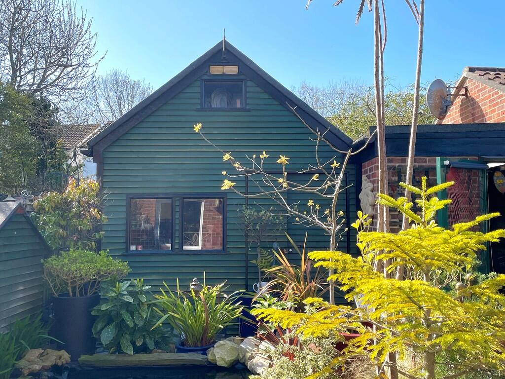 19 Biscay Close H...