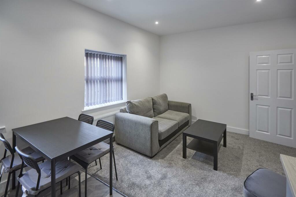 stay-north-yorkshire-apt4-zetlandroad-loftus_024-g