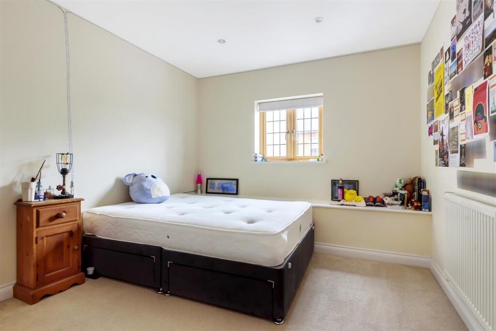 Bedroom.jpg