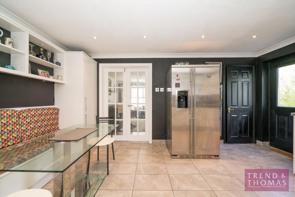 Kitchen_Dining