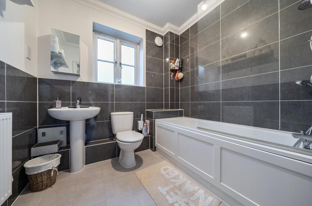 Cole Court, Thetford, IP24