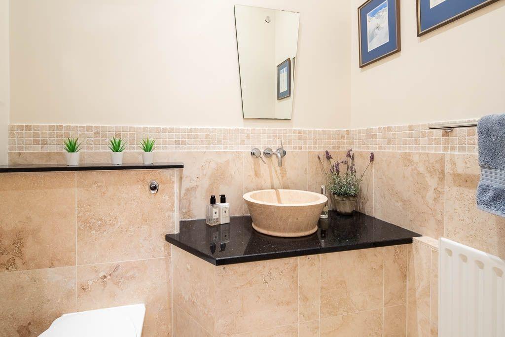 Bedroom 2 Ensuite