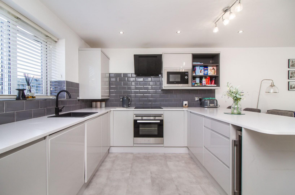 Living Room / Kitchen Diner