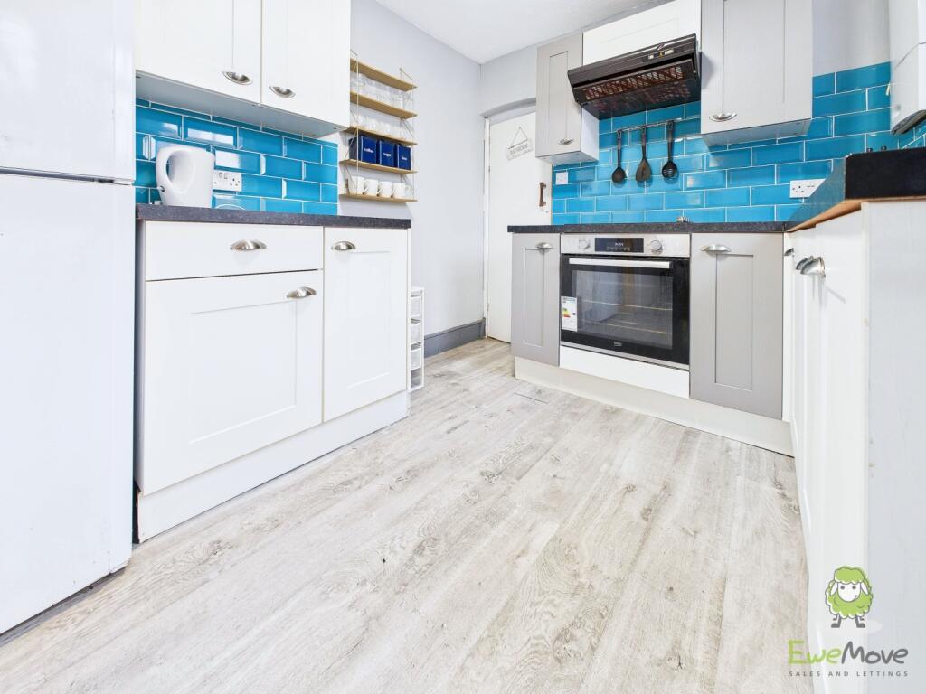 CAM01543G0-PR0162-STILL022