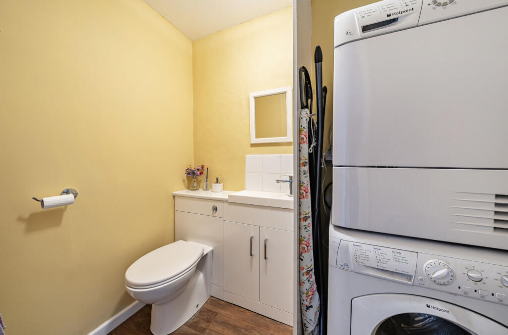 1299734-22-683619...