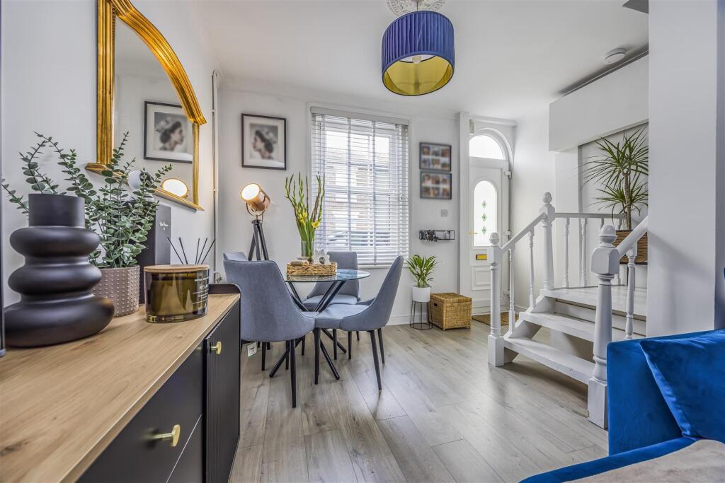 23 Leopold Street, Southsea-PorticoMarketing-SoldB