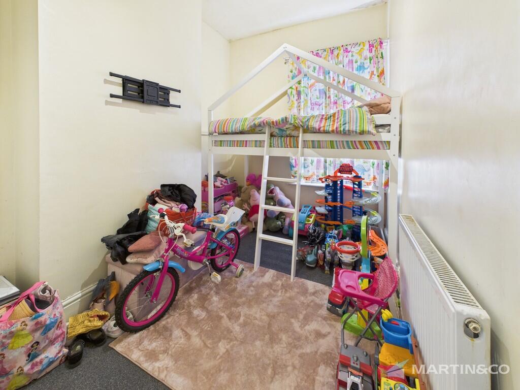 CAM02318G0-PR0472...