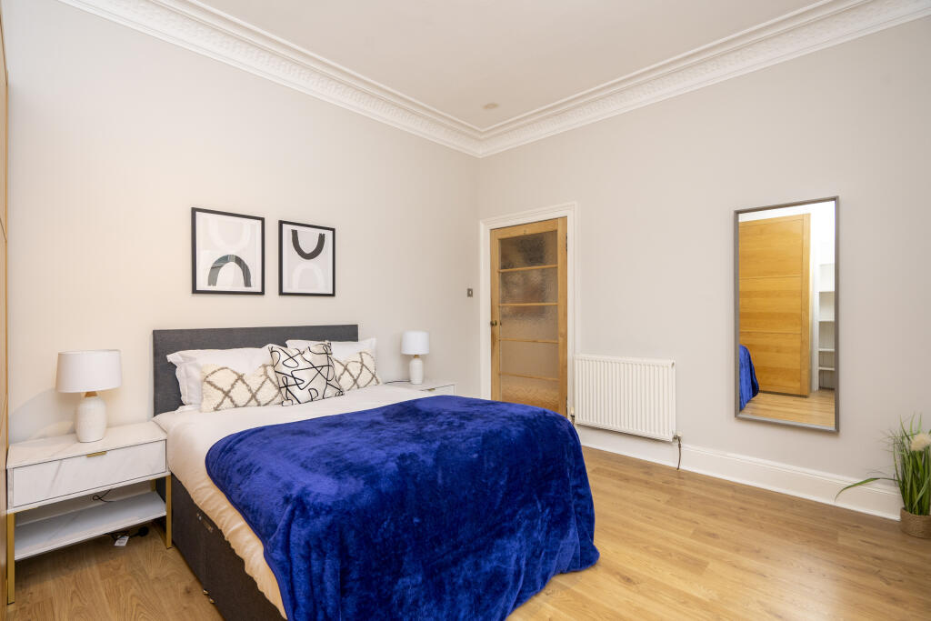 1 (10) Hermand Crescent, Edinburgh, EH11 1QP