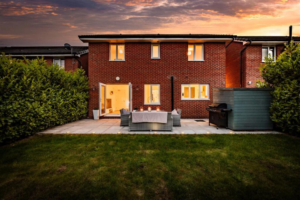 10 Scarfell Crescent-26 NEW.jpg