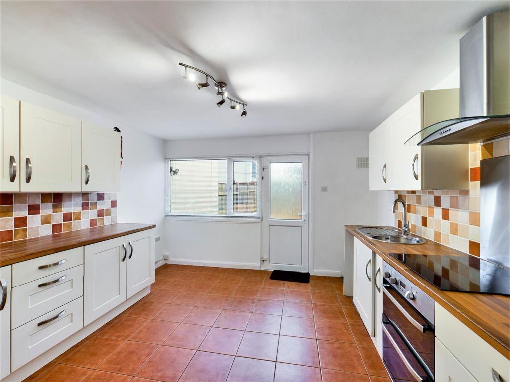 73 Dale Road Kitchen
