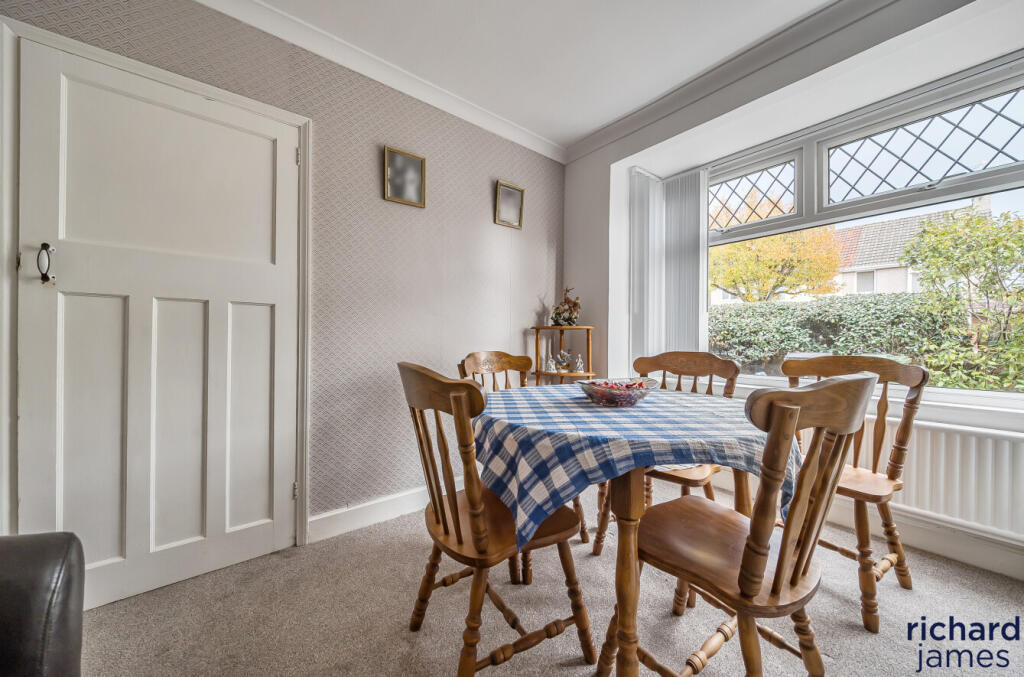 6edeb0d53a1143a089d9dada55e7b8a7