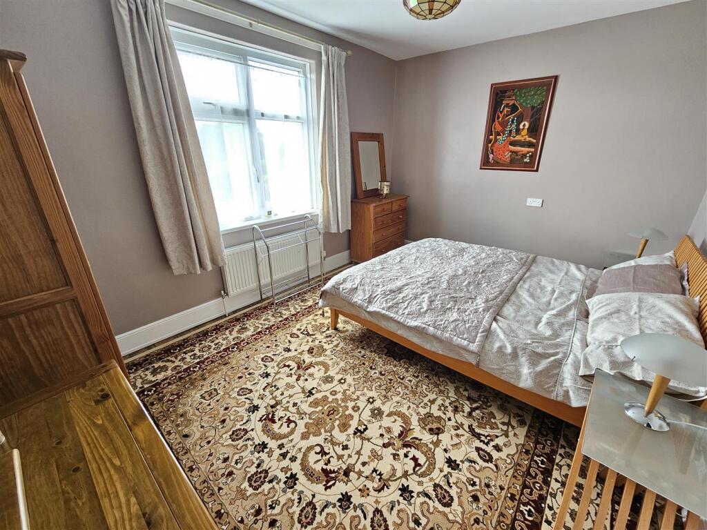 Bedroom 2.jpg