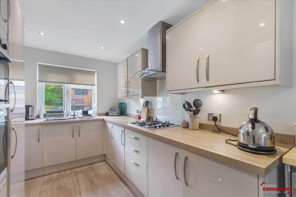Kitchen Dining (1)
