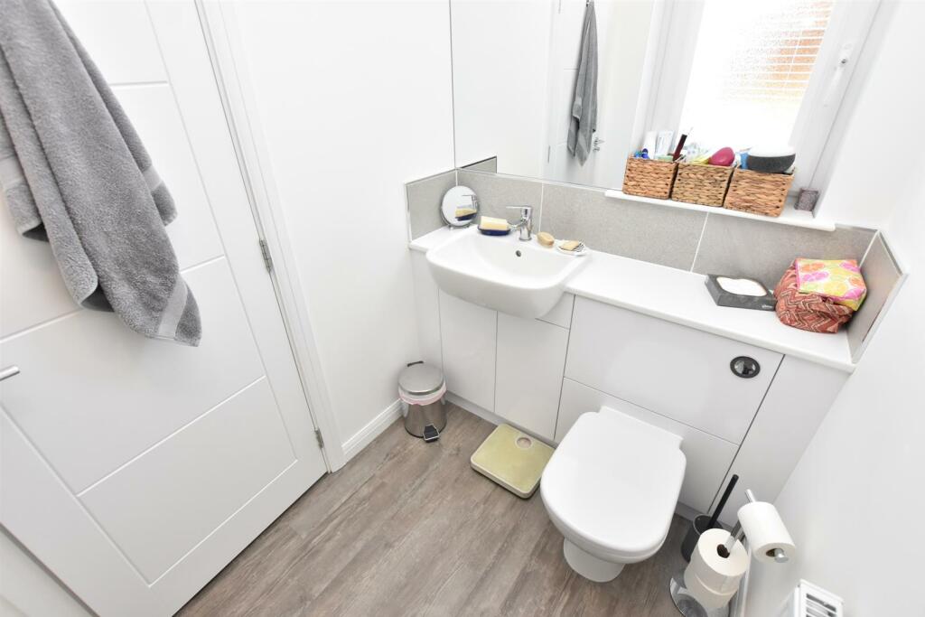BEDROOM ONE EN-SUITE