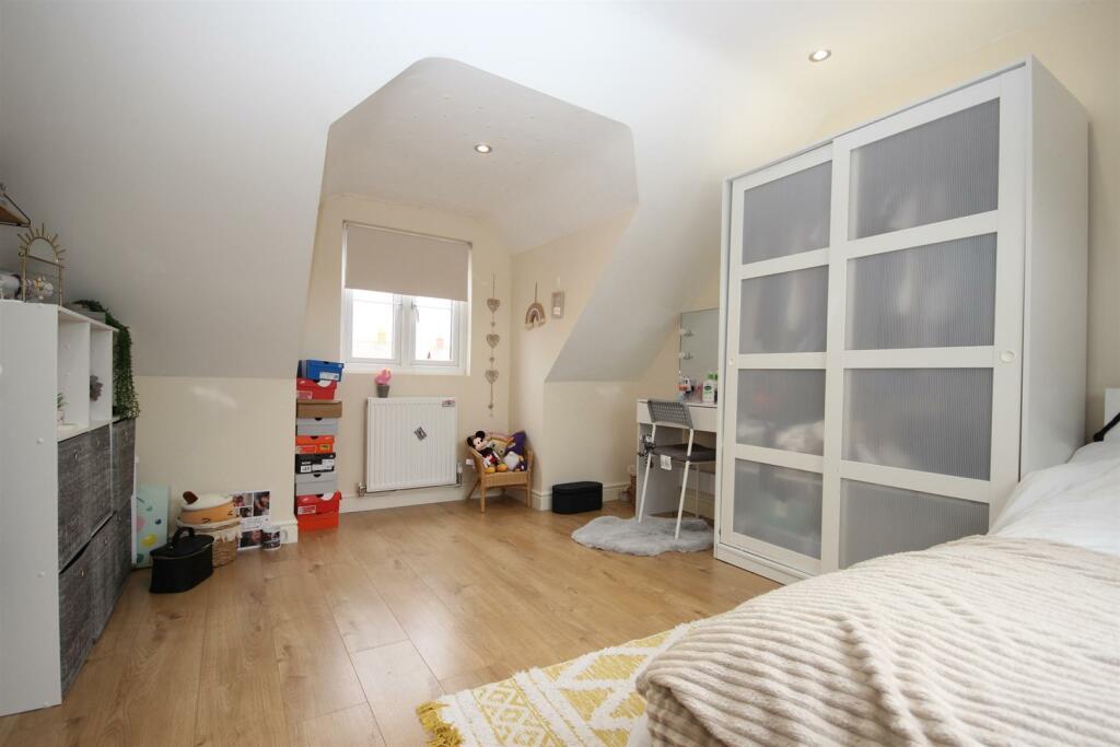 Bedroom 5