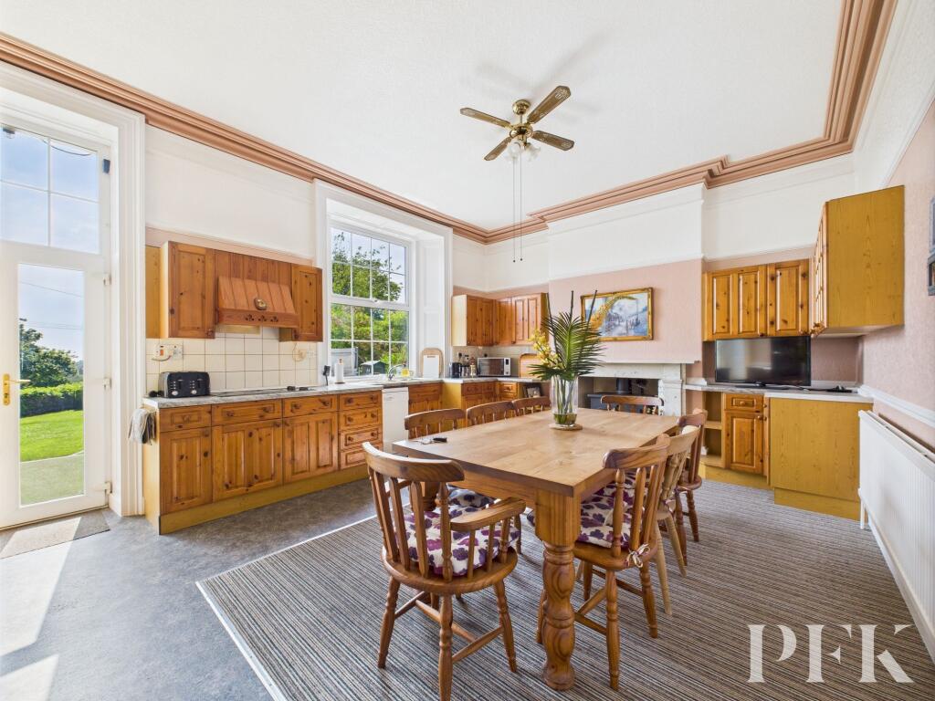 Dining Kitchen