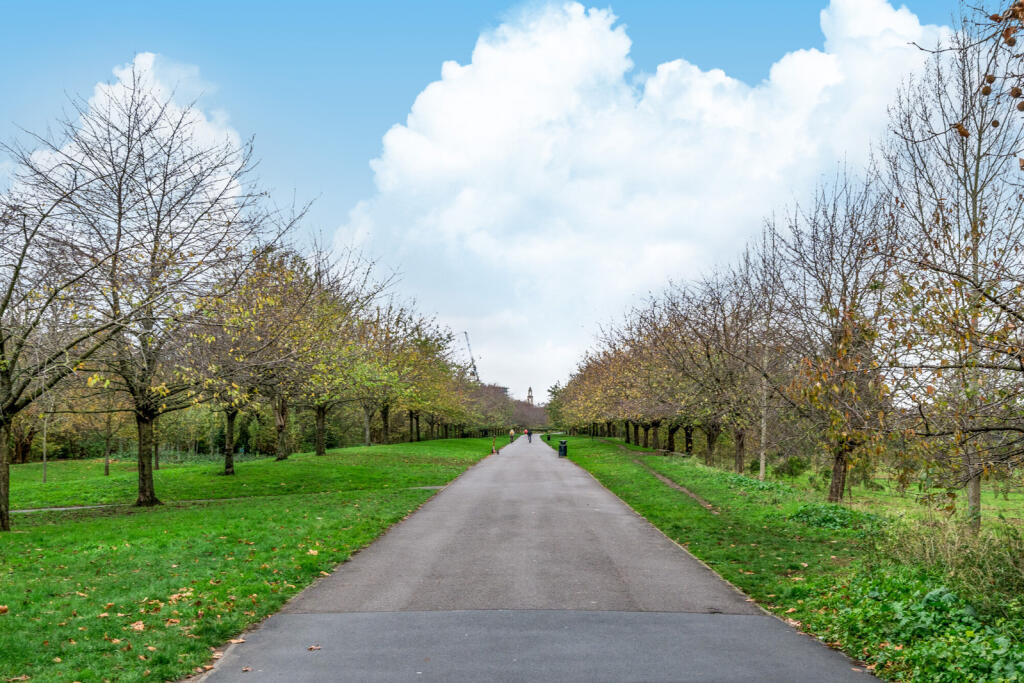 1385839-17-692843...