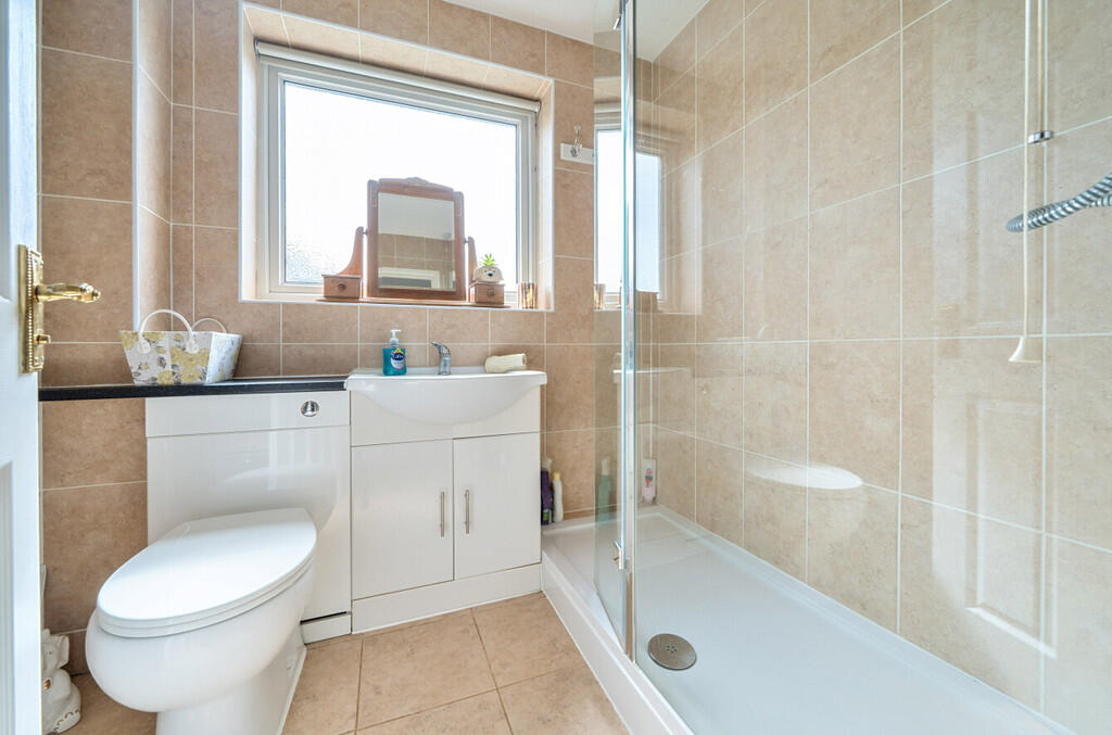 1316077-11-687655...