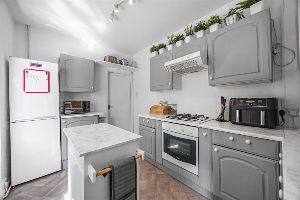 Kitchen Applicances.jpg