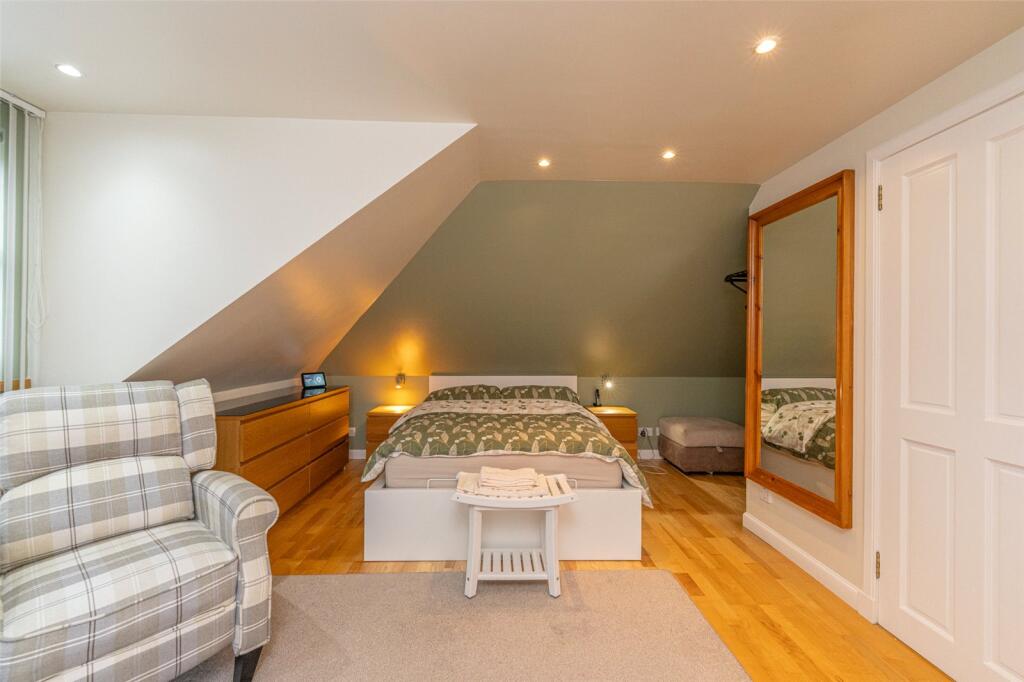 Bedroom 1 Alt