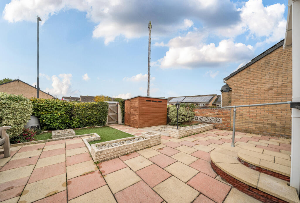 1372378-16-68fa22...