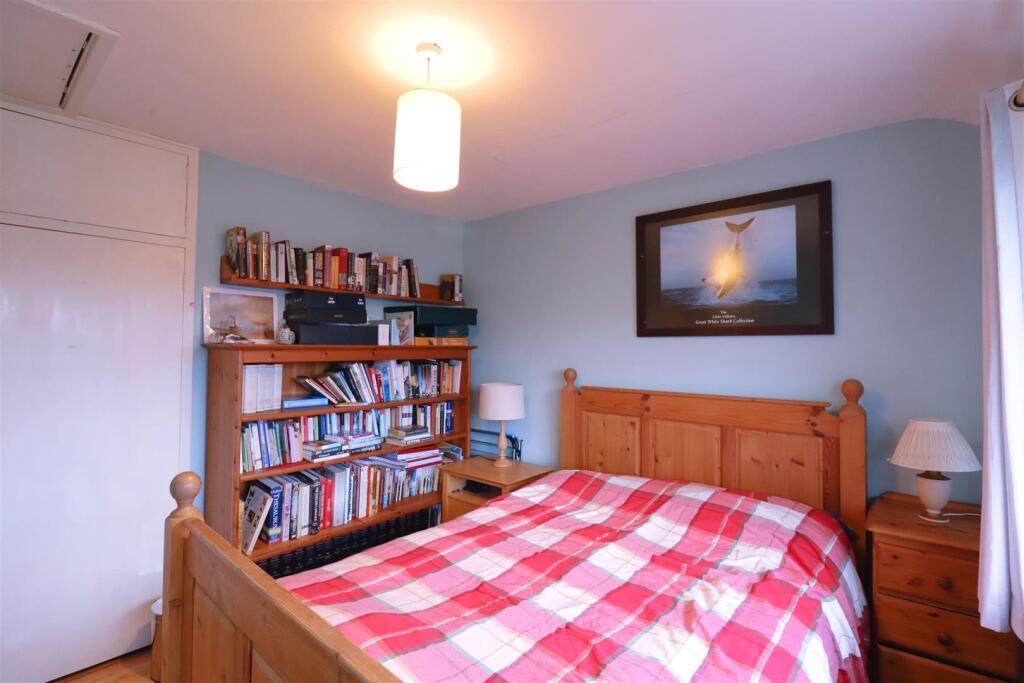 Bedroom-2c---IMG_0785.jpg