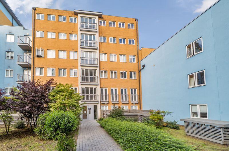 Whitestone Way, Croydon