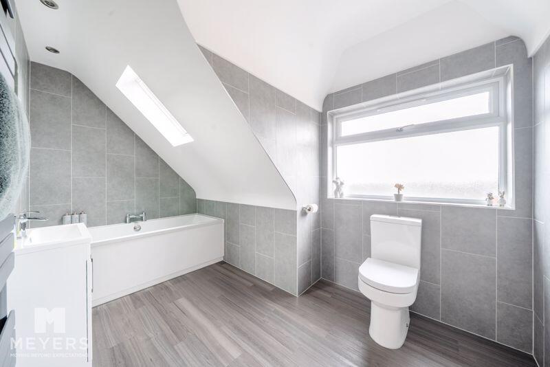 Upstairs Family Bathroom