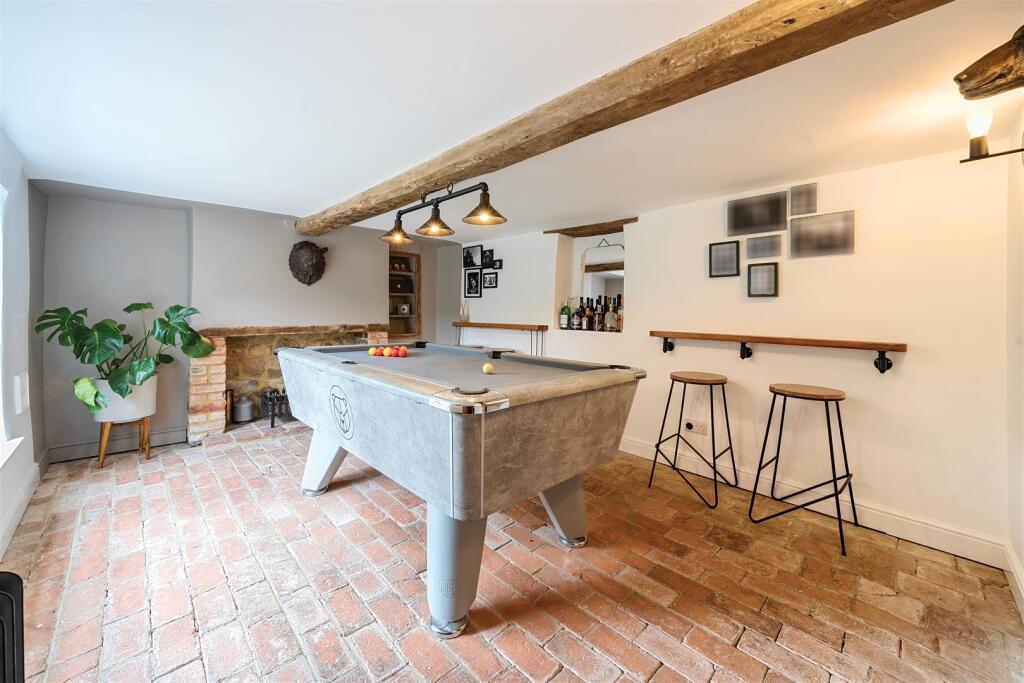 Pear Tree Cottage, 12 Blakesley Hill Greens Norton