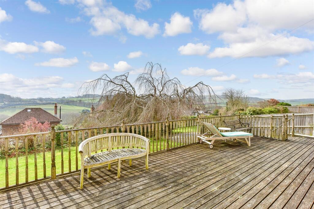 External Lifestyle Photograph