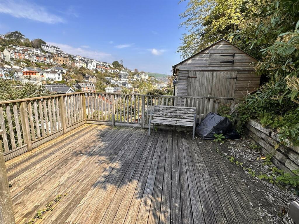 Decking.JPEG