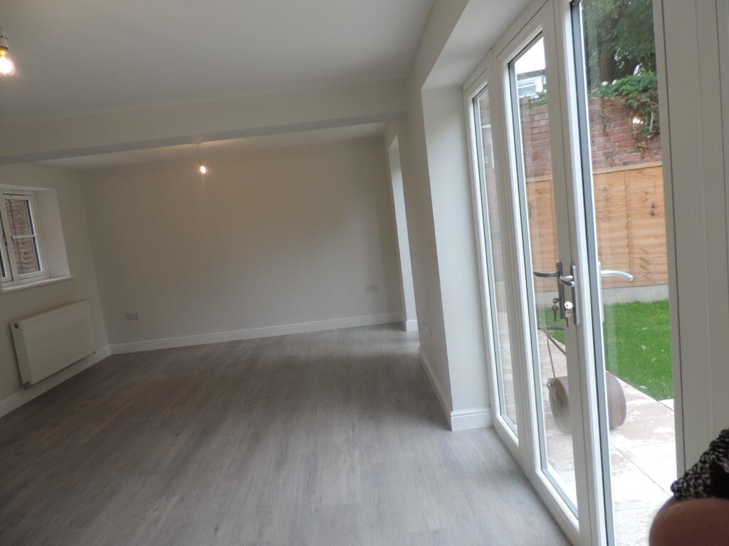 living/dining room