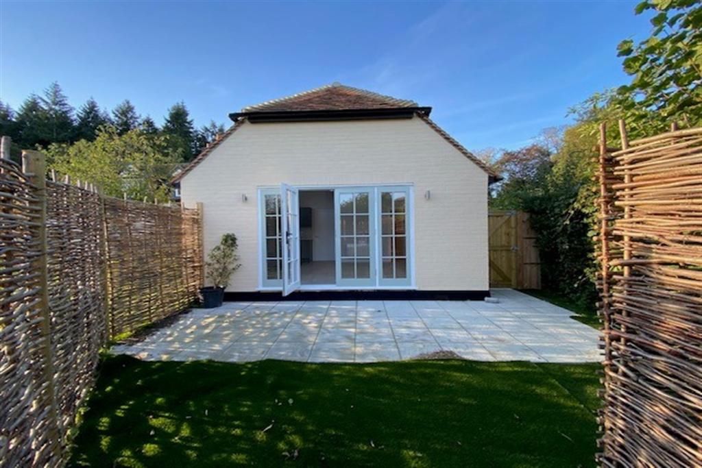 Rear+of+property+lea