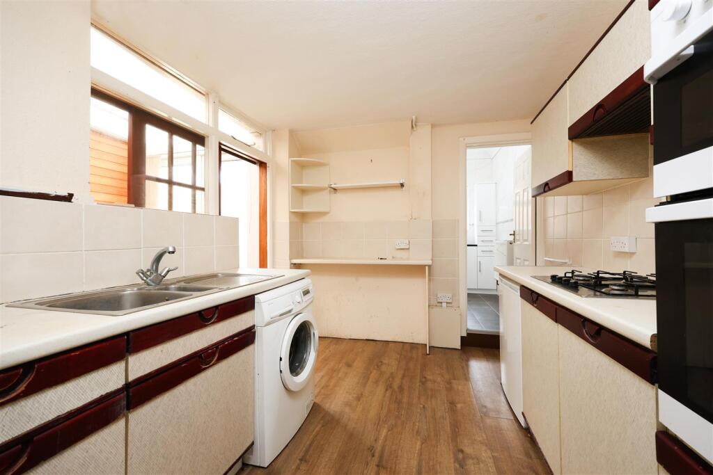 8 Kensington Road 13.JPG