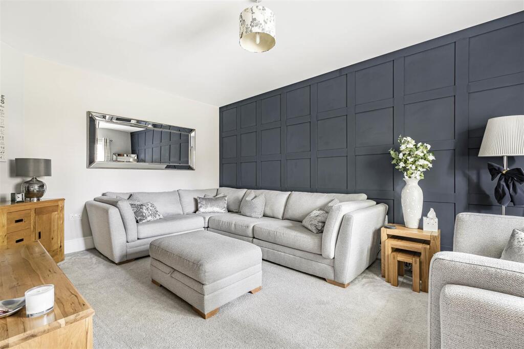 25 Drayson Way, Towcester (9).JPG