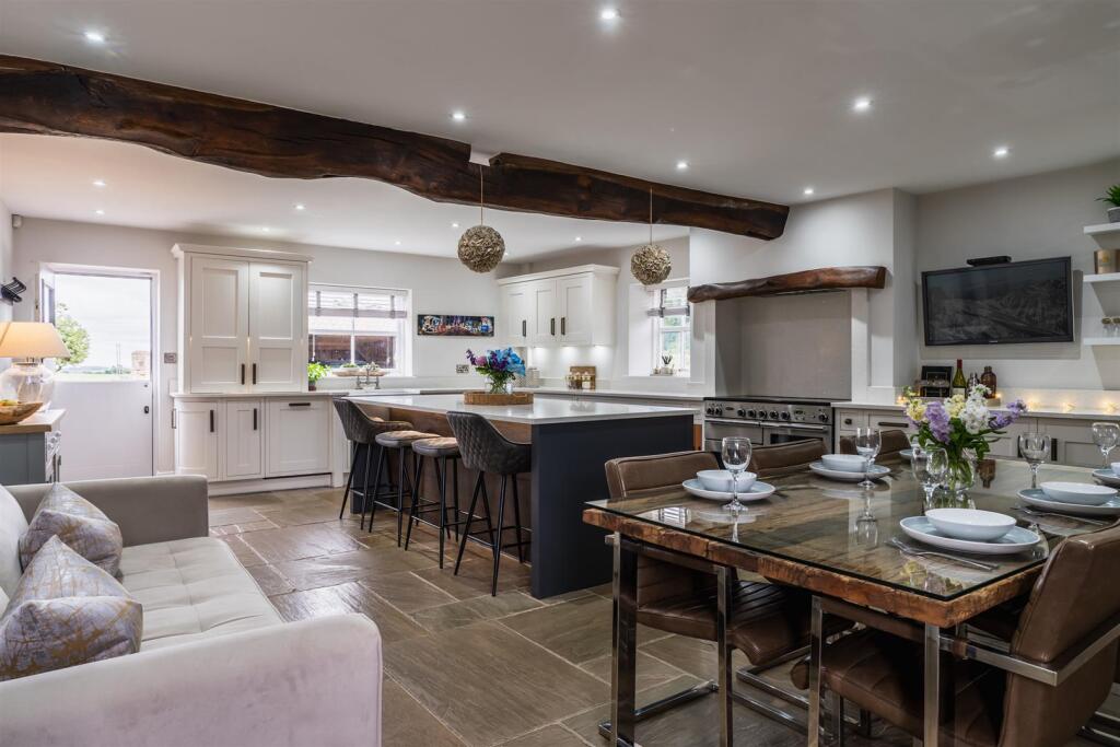 Dining Kitchen
