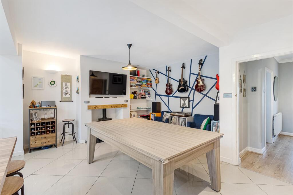 Dining Area Aspect 2.jpg