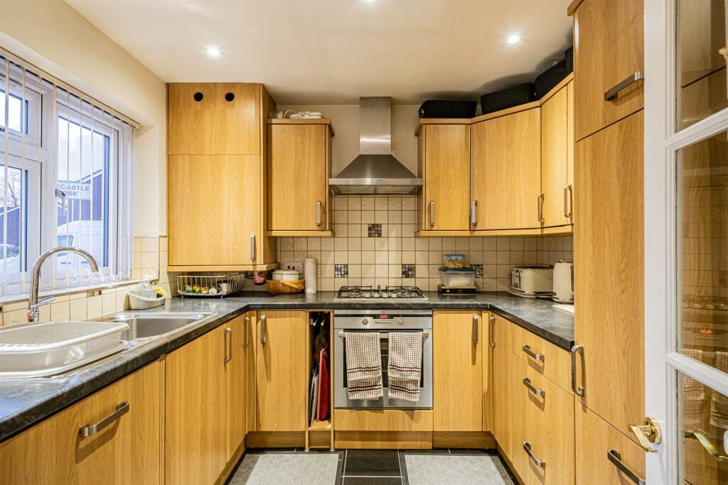 Fitted Kitchen
