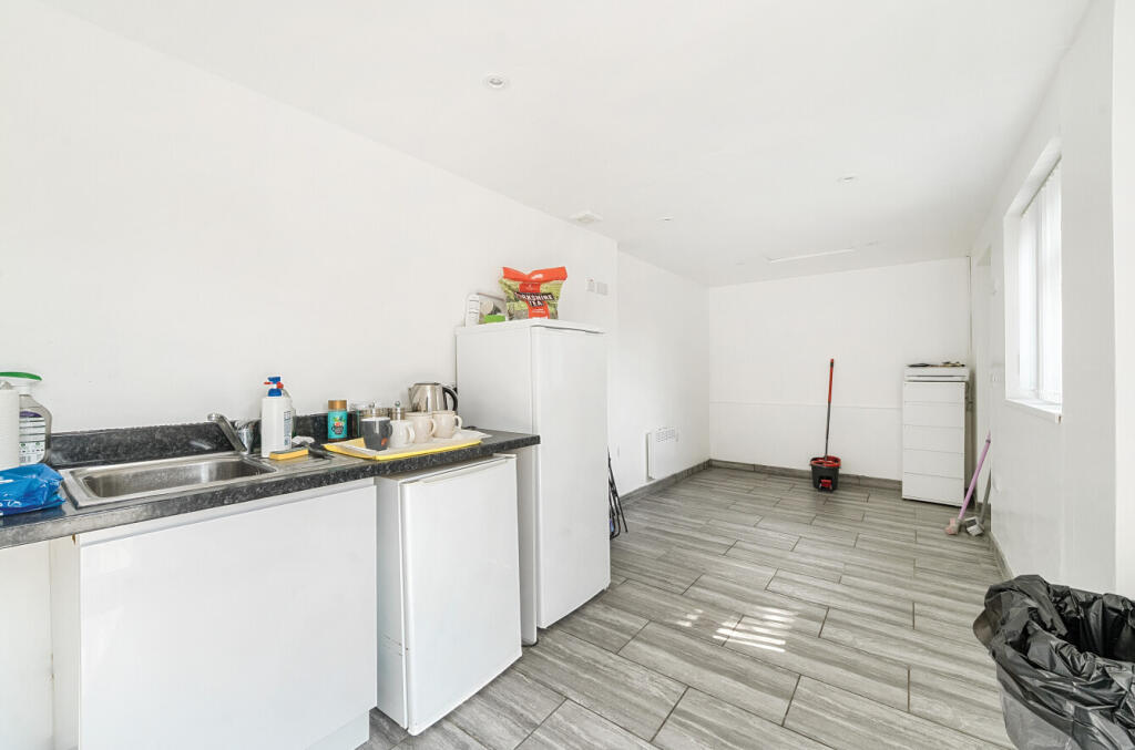 129905520682f41da5a02farw1c