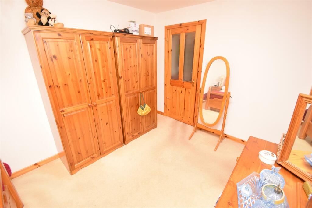 BEDROOM TWO.JPG