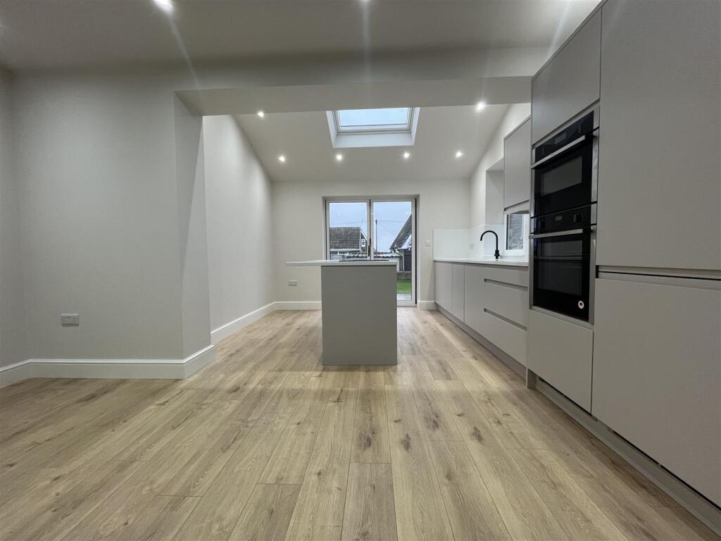 Open Plan Kitchen Dining